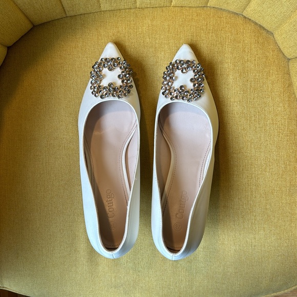 Ivory Rhinestone Pumps - Picture 6 of 7